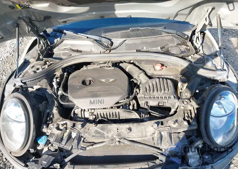 2018 Mini Clubman Cooper z USA, uszkodzony, nr VIN WMWLN5C52J2E34302